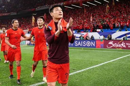 HJC黄金城·集团拥有一个好平台相关图片