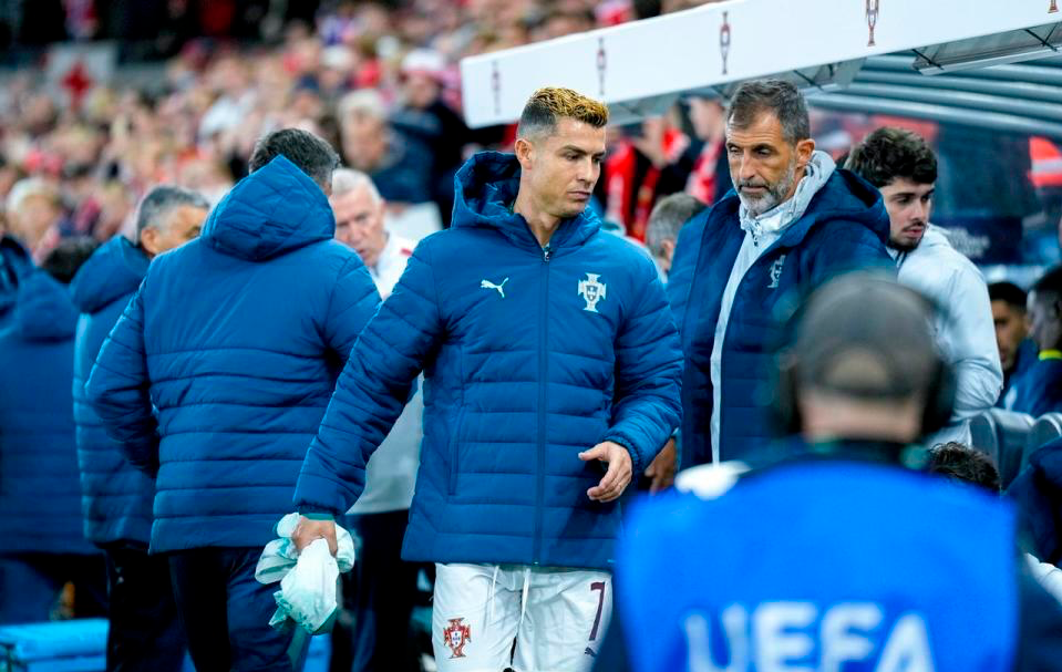 HJC黄金城·集团拥有一个好平台图片展示