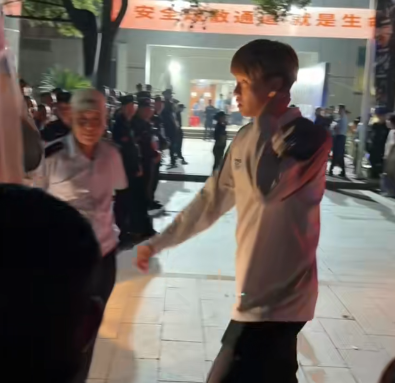 HJC黄金城·集团展示图片