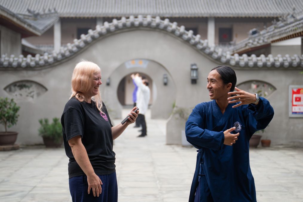 HJC黄金城·集团介绍图片
